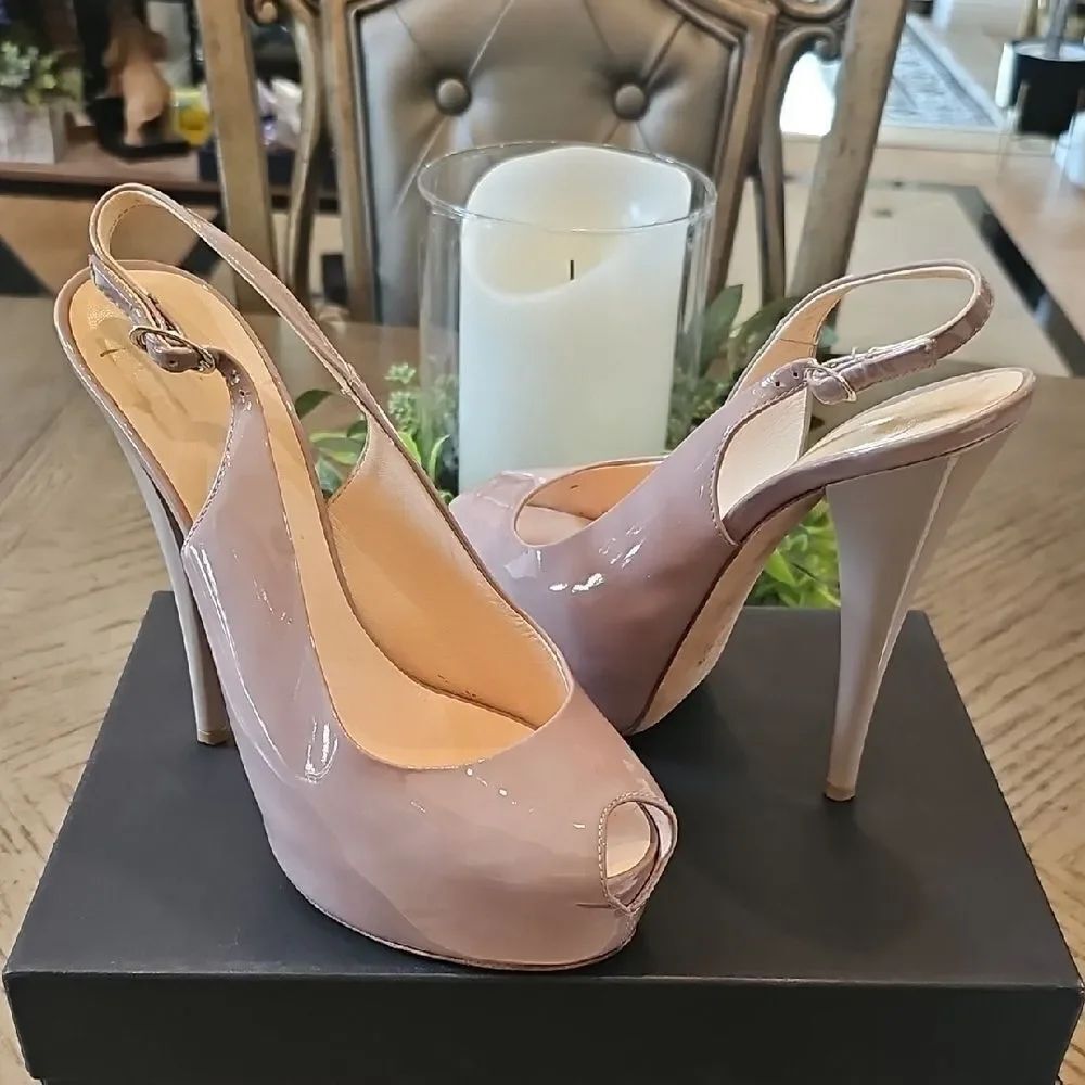 Giuseppe Zanotti Size 7.5 Nude Peep Toe Platform Heels 37.5